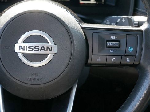 Used 2021 Nissan Rogue Platinum image 19