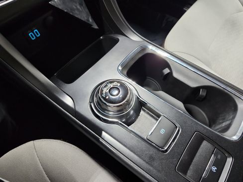 Used 2019 Ford Fusion SE w/ Equipment Group 151A FWD image 20