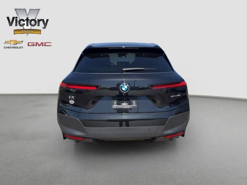 Used 2022 BMW iX xDrive50 w/ Premium Package AWD/4WD image 5