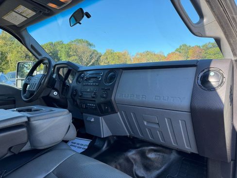 Used 2014 Ford F350 XL image 19