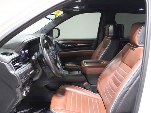 Used 2023 GMC Yukon Denali Ultimate image 21