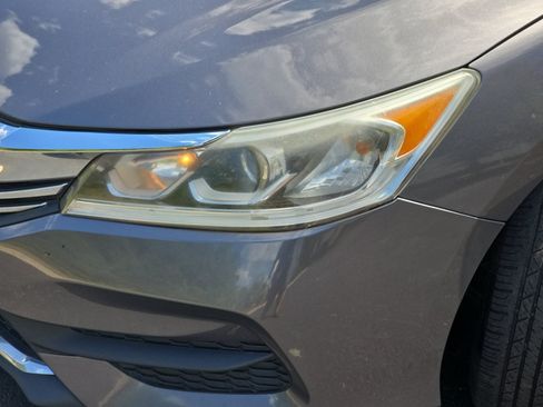 Used 2016 Honda Accord LX image 30