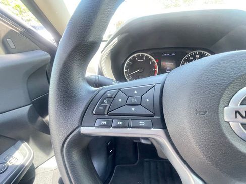 Used 2020 Nissan Sentra S FWD image 24