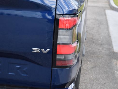 Used 2023 Nissan Frontier SV w/ SV Convenience Package image 10