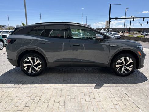 Certified 2023 Volkswagen ID.4 Pro image 8