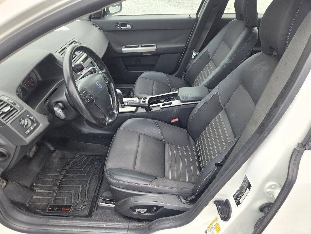 Used 2010 Volvo V50 2.4i FWD image 10