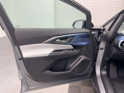 New 2026 Chevrolet Equinox EV LT image 21