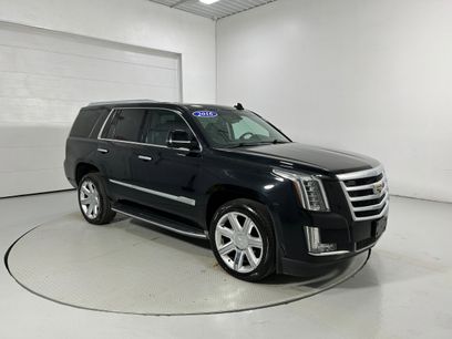 Used 2016 Cadillac Escalade Luxury