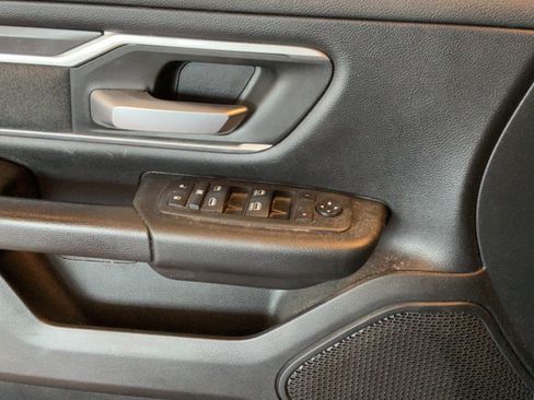 Used 2021 RAM 1500 Big Horn AWD/4WD image 35