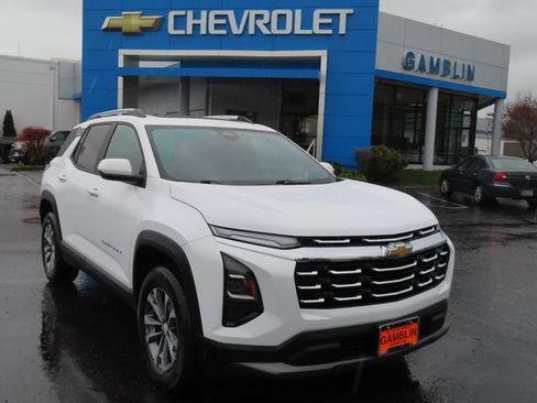 Used 2025 Chevrolet Equinox LT AWD/4WD image 1