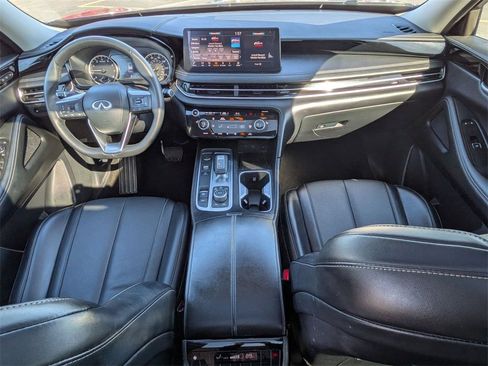 Used 2025 INFINITI QX60 Pure image 18