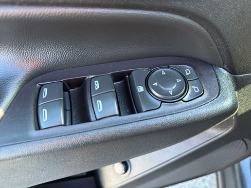 Used 2020 Chevrolet Equinox LT AWD/4WD image 12