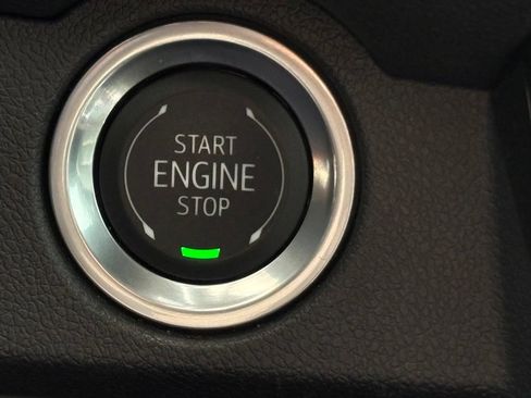 Used 2024 Chevrolet Traverse LT w/ Enhanced Driving Package AWD/4WD image 11