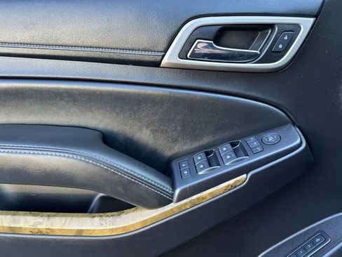 Used 2016 GMC Yukon Denali image 11