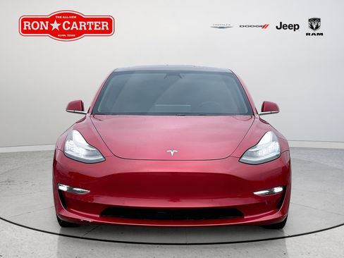 Used 2018 Tesla Model 3 Long Range RWD image 2