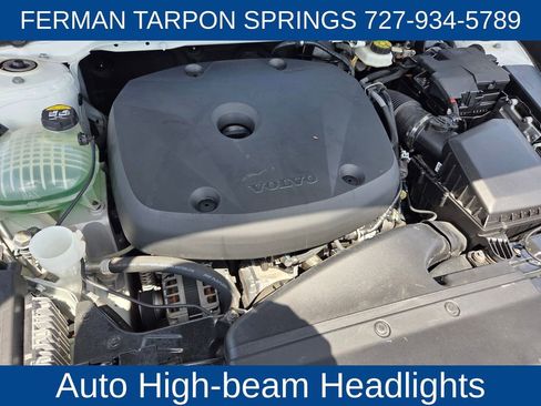 Used 2020 Volvo XC40 T4 R-Design w/ Protection Package Premier FWD image 21