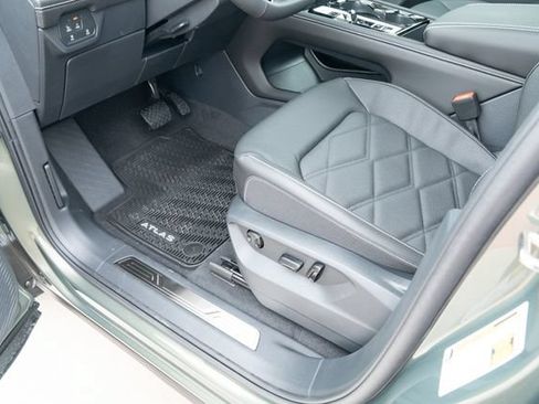New 2026 Volkswagen Atlas SE AWD/4WD image 29