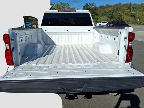 Used 2024 Chevrolet Silverado 2500 LT image 14