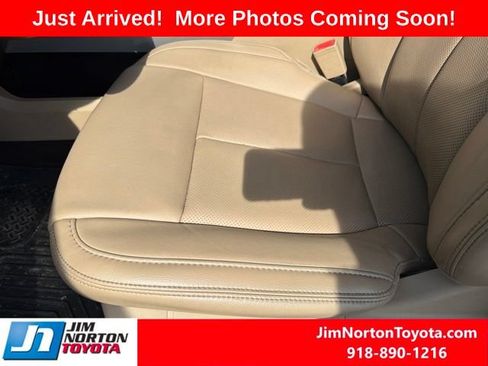 Used 2020 Ford F150 Lariat w/ Equipment Group 502A Luxury AWD/4WD image 11