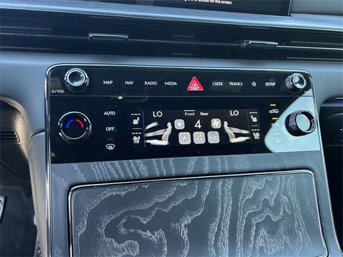 New 2026 Genesis GV80 3.5T Prestige image 25