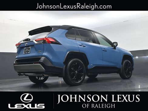 Used 2025 Toyota RAV4 XSE w/ Weather Package AWD/4WD image 20