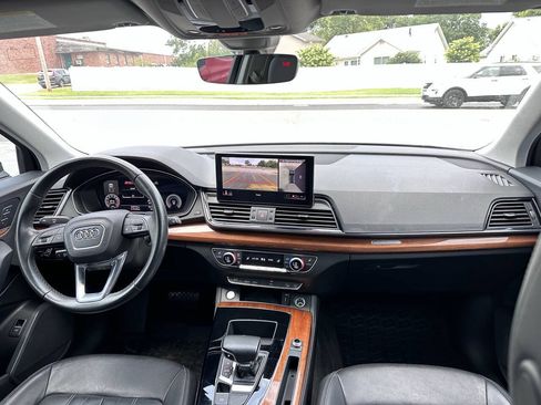 Used 2021 Audi Q5 2.0T Premium Plus w/ Premium Plus Package AWD/4WD image 15