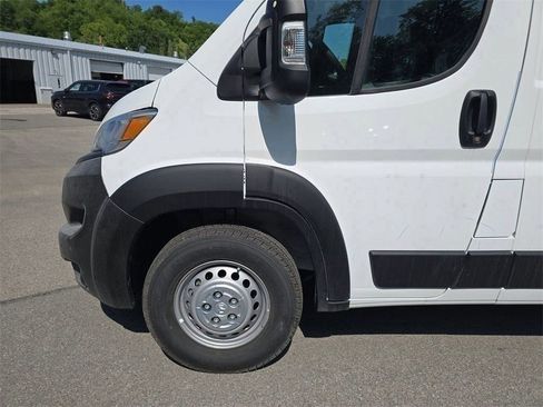 New 2025 RAM ProMaster 2500 w/ Cold Weather Group image 8