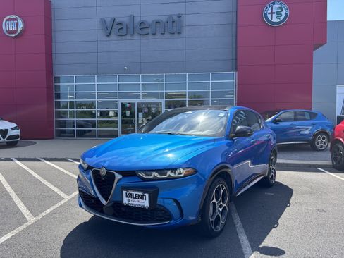Used 2024 Alfa Romeo Tonale Ti w/ Active Assist Package AWD/4WD image 1
