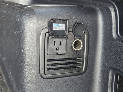 Used 2022 Toyota 4Runner SR5 image 29