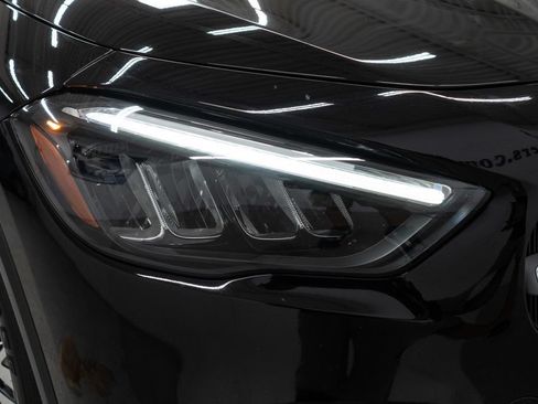 Used 2025 Mercedes-Benz GLA 250 4MATIC w/ Winter Package image 37