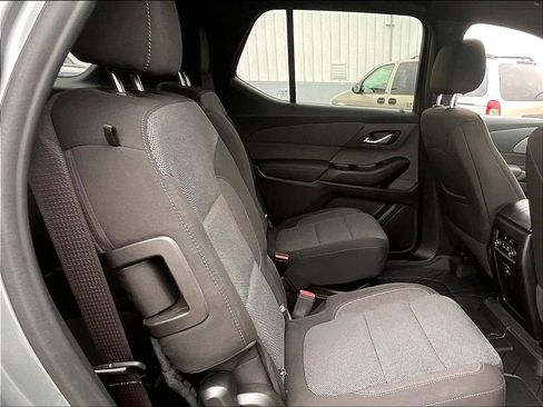 Used 2023 Chevrolet Traverse LT w/ LPO, Floor Liner Package AWD/4WD image 16