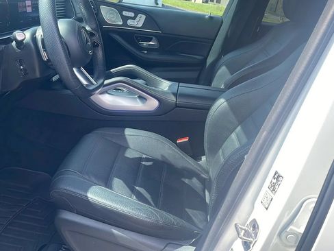 Used 2024 Mercedes-Benz GLS 450 4MATIC image 25