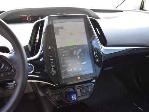 Used 2021 Toyota Prius Limited FWD image 18