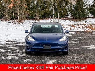 Used 2022 Tesla Model 3 Standard Range video 2