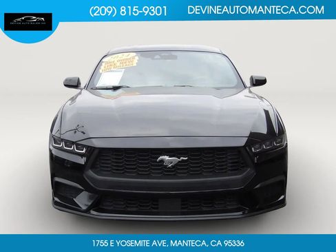 Used 2024 Ford Mustang Coupe image 2