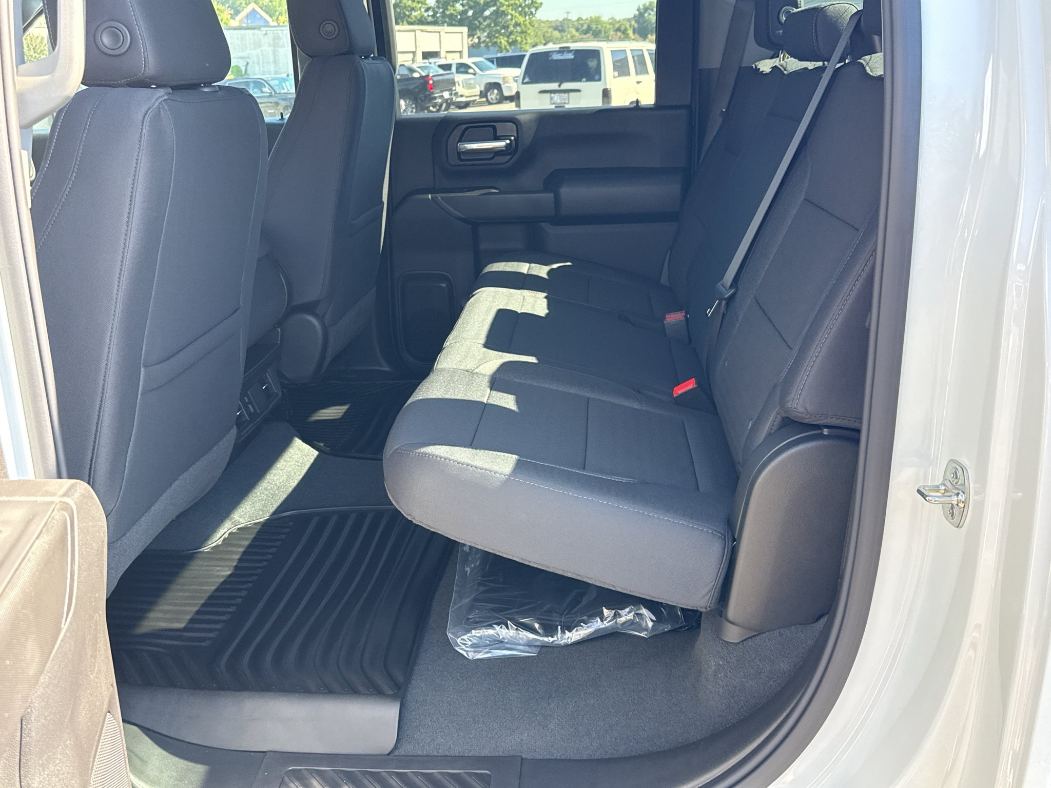 New 2026 Chevrolet Silverado 2500 Custom w/ Custom Value Package AWD/4WD image 17