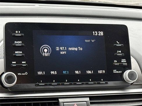 Used 2018 Honda Accord LX image 19