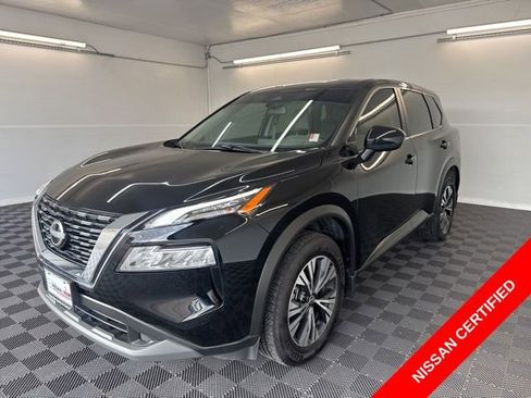 Certified 2023 Nissan Rogue SV FWD image 17