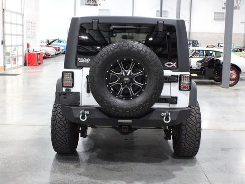 Used 2016 Jeep Wrangler Unlimited Sport w/ Quick Order Package 24S AWD/4WD image 15