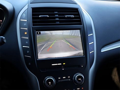 Used 2016 Lincoln MKC Reserve w/ Technology Package image 25