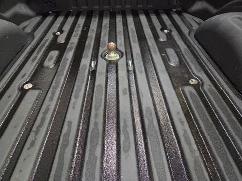 Used 2021 Ford F250 Platinum w/ FX4 Off-Road Package image 33