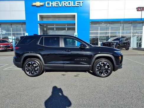 New 2026 Chevrolet Equinox LT w/ Convenience Package II image 11