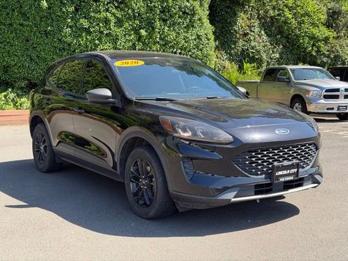 Used 2020 Ford Escape S AWD/4WD image 3