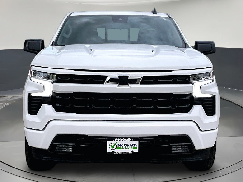 Used 2024 Chevrolet Silverado 1500 RST AWD/4WD image 2
