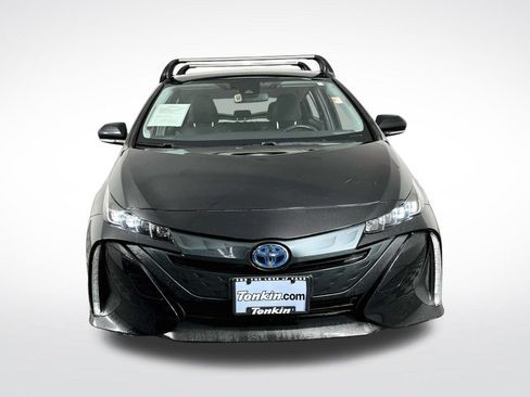 Used 2022 Toyota Prius Prime LE FWD image 2