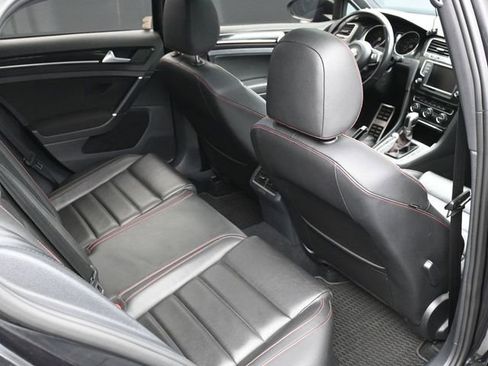 Used 2016 Volkswagen Golf 4-Door image 13