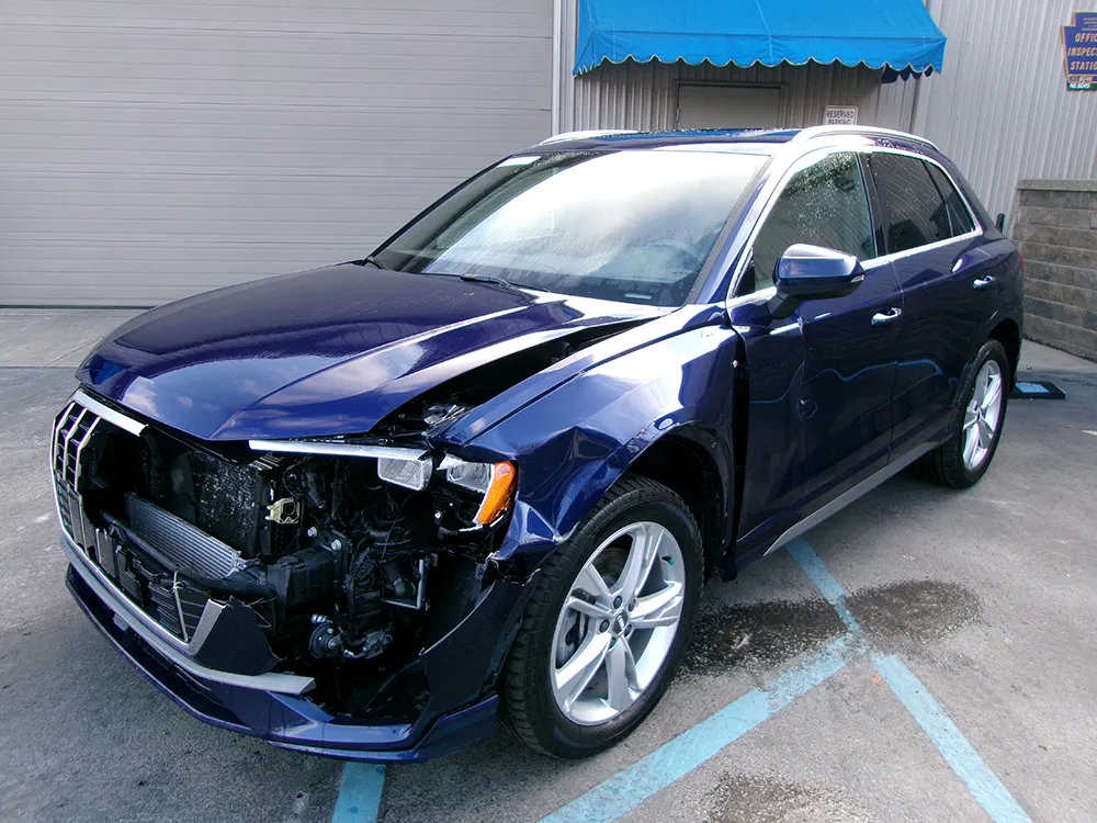 Used 2021 Audi Q3 2.0T Premium w/ Convenience Package AWD/4WD image 1