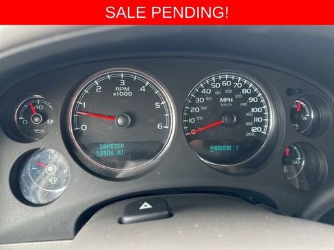 Used 2013 Chevrolet Suburban 2500 LT w/ Luxury Package image 16