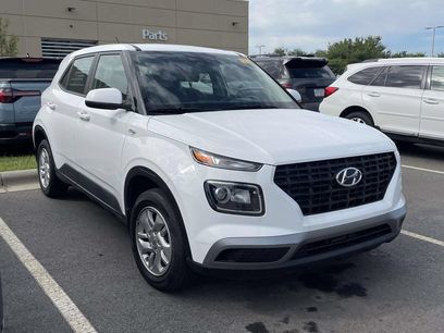 Used 2025 Hyundai Venue SE