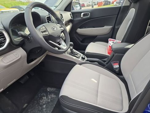 New 2026 Hyundai Venue SEL image 4